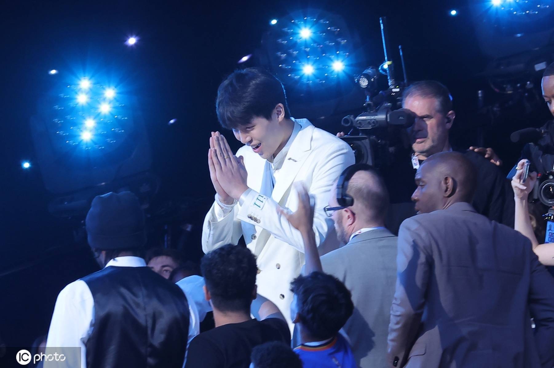 被比卢普斯赞球商高！杨瀚森：我需要变得更快更强壮