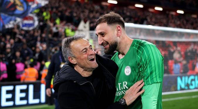 大巴黎操作之谜：曼城狮子面对高昂转会费，功勋门将或选择离队